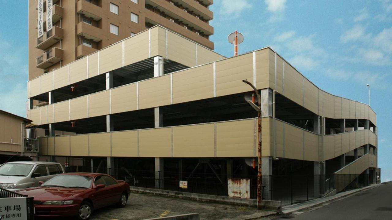 Toyoko Inn Okayama Eki Nishi Guchi Migi Exterior photo